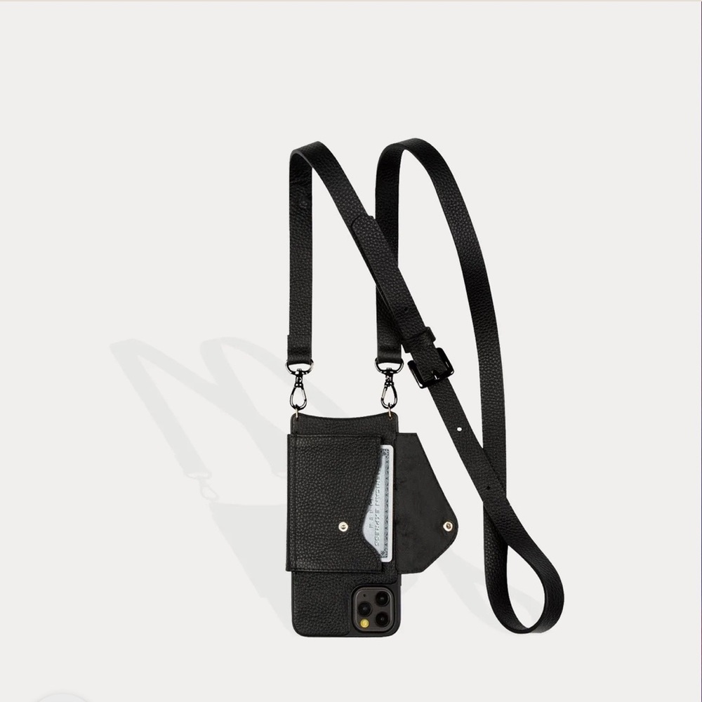Gently Used. Bandolier 13 Pro Max Hailey Folio Case. Perfect Condition.